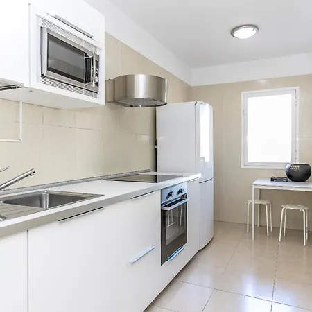 Seaside Escape, Pool & Terrace In Puertito Gueimar דירה *