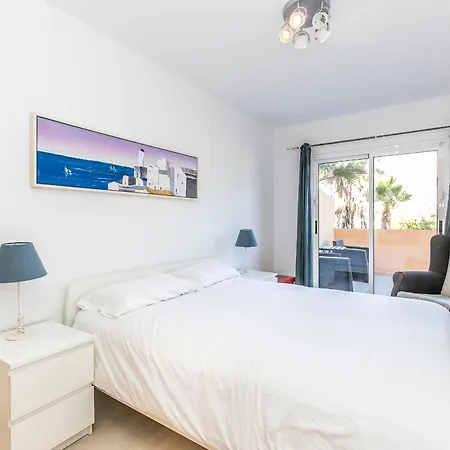 Seaside Escape, Pool & Terrace In Puertito Gueimar דירה