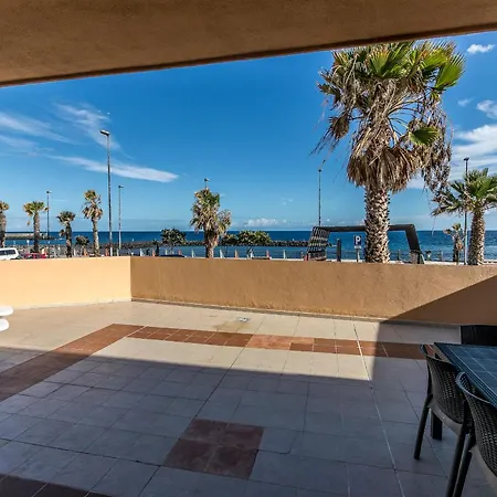 Seaside Escape, Pool & Terrace In Puertito Gueimar דירה *