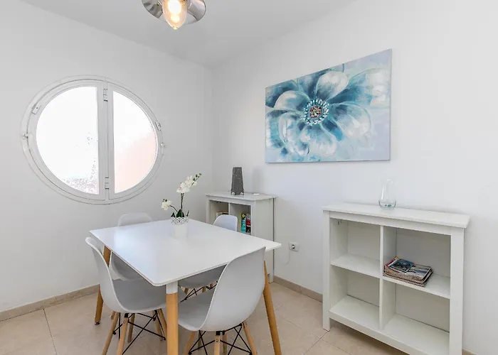 아파트 Seaside Escape, Pool & Terrace In Puertito Gueimar 푸에르토 데 기마르